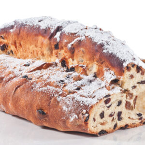 Rozijnen brood met amandelspijs
